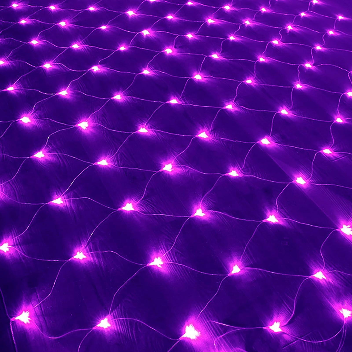 Garden Net Lights- Battery Operated 672 LED Waterproof Net Mesh Lights with 8 Modes- 6x4M Fairy String Lights for Outdoor Indoor Christmas Tree- Bush- Backyard- Garden- Party Décor.