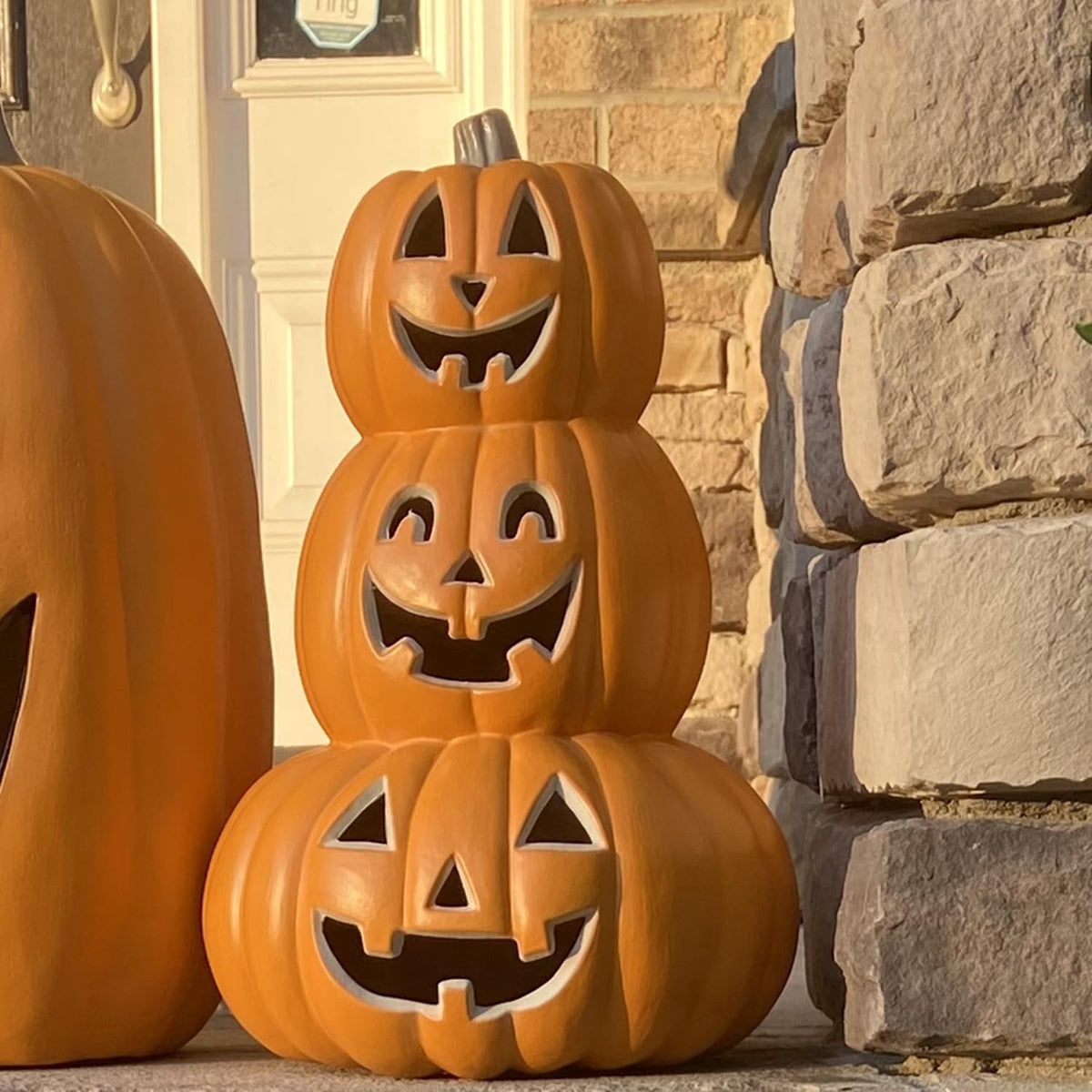 4Pack LED Lighted Jack O Lantern Indoor Outdoor Halloween Large Pumpkin Lantern Decoration