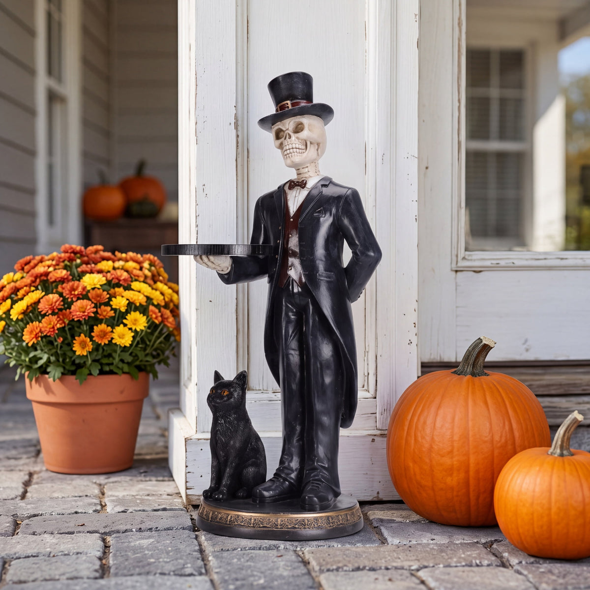 Halloween Skeleton Butler Floor Statue with Serving Tray & Realistic Black Cat, 35.43 Inch Gothic Resin Standing Decor for Entryway, Porch, Living Room, Halloween Party Home Decoration