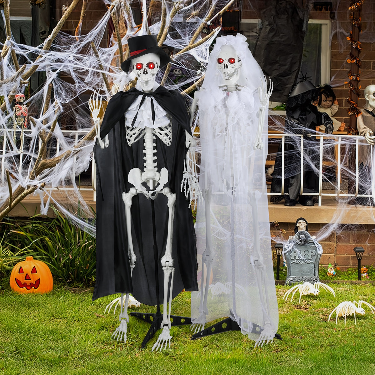SUSUchens Life-Size 65" Halloween Skeleton Couple Full Body Bones Posable Skeleton with Movable Joints, Bride,Groom Skeleton Decor with Sound,Glowing Eyes,Haunted House Party Props