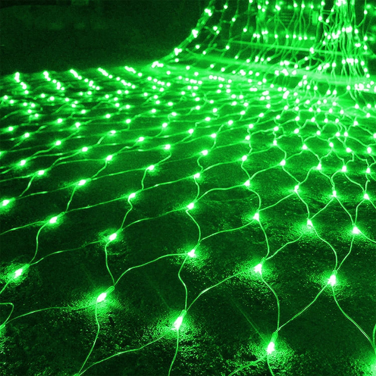 Garden Net Lights, Battery Operated 672 LED Waterproof Net Mesh Lights with 8 Modes, 6x4M Fairy String Lights for Outdoor Indoor Christmas Tree, Bush, Backyard, Garden, Party Décor