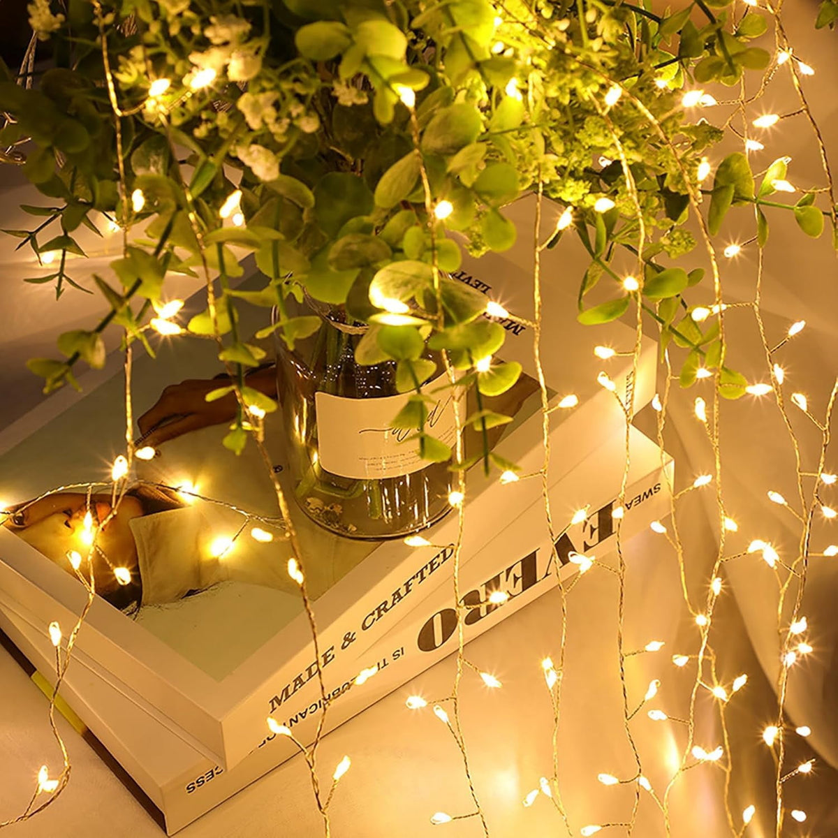 Fairy Lights with Remote,27M 900LED Plug-in Powered Waterproof Starry Cluster Lights, Copper Wire Firecracker String Light for Christmas Tree