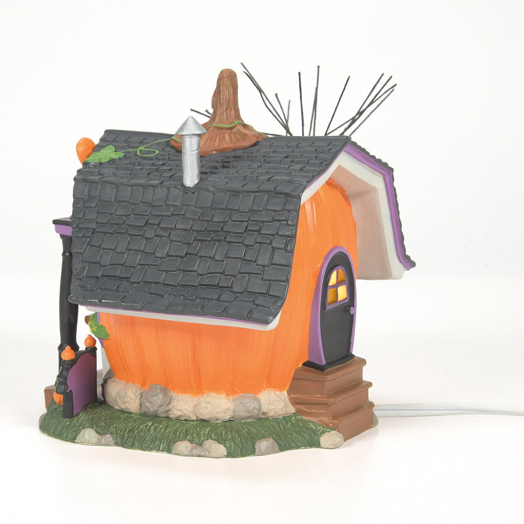 Department 56 Disney Village Pumpkintown Carving Studio Halloween Village Multicolor Figurine 5.5in H